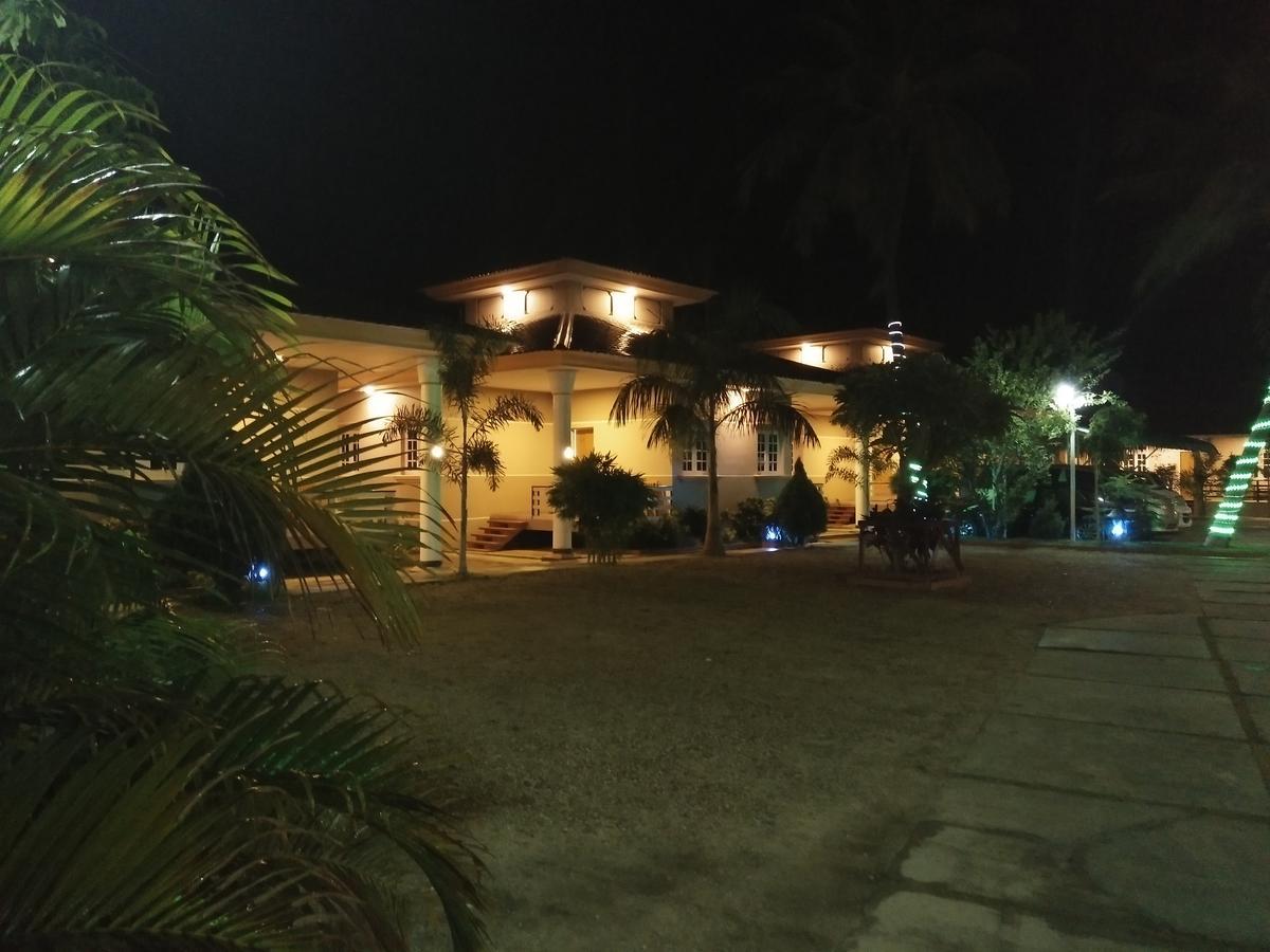 Hotel Juno Pakokku Zewnętrze zdjęcie